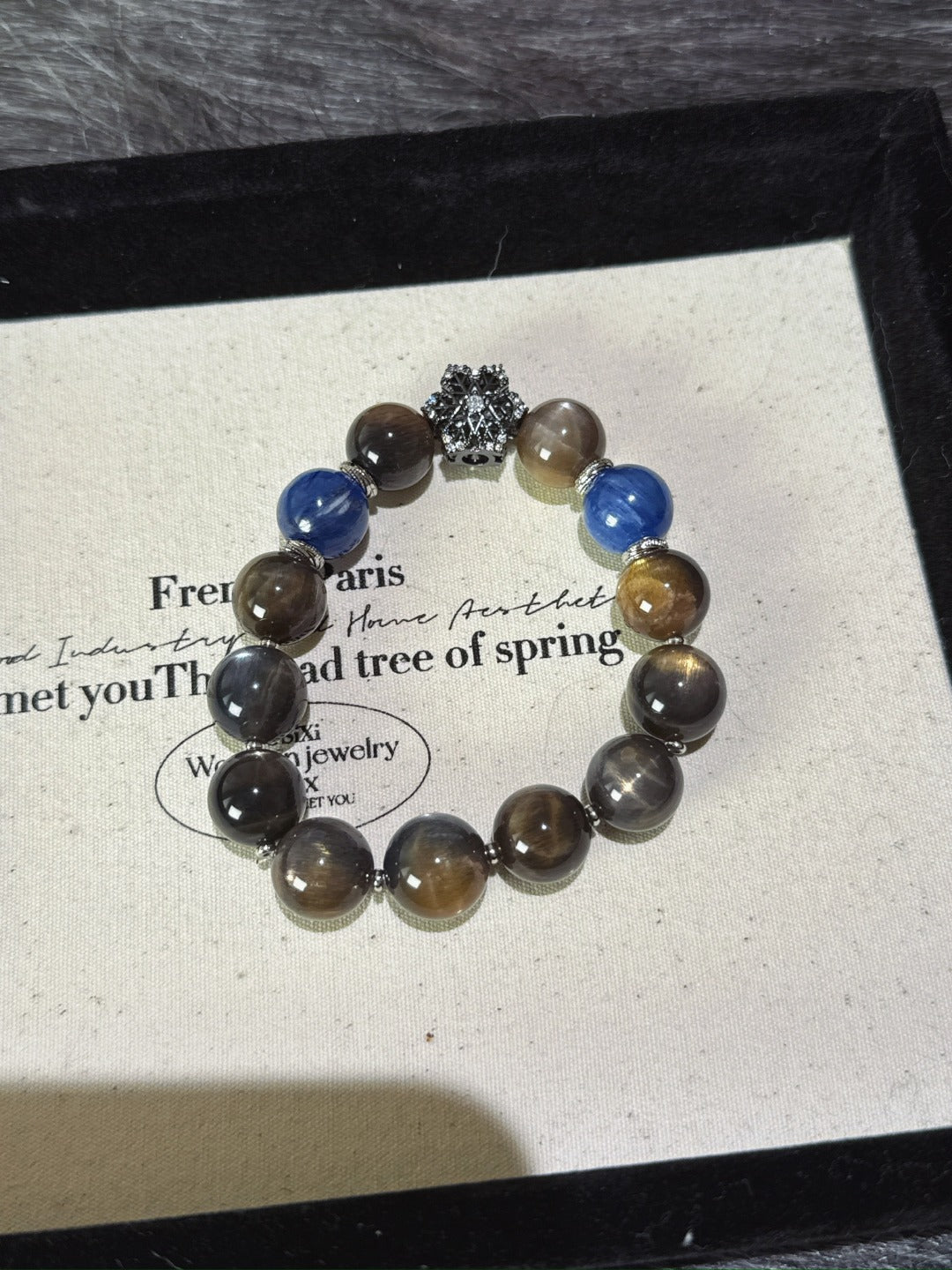 ▫️▪️ Black gold backbone kyanite bracelet
